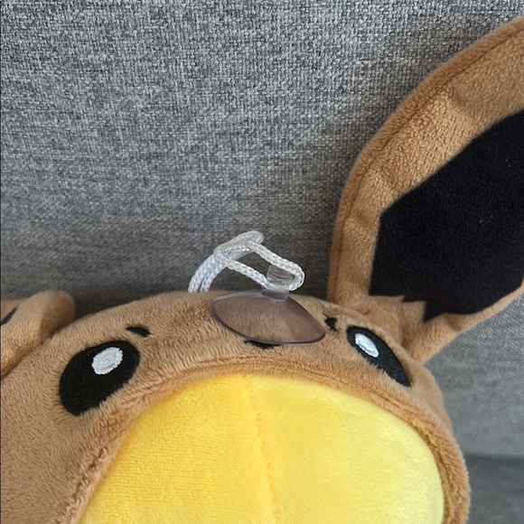 Pokemon Pikachu Winking Plush dressed as Eevee - Picture 5 of 5